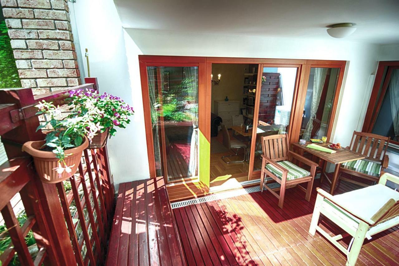 Appartement Downtown Garden Isle In Urban Style-Free Parking à Budapest Extérieur photo